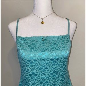 Vintage y2k Coquette Whimsygoth Lace Cami Crop Top. Size XL